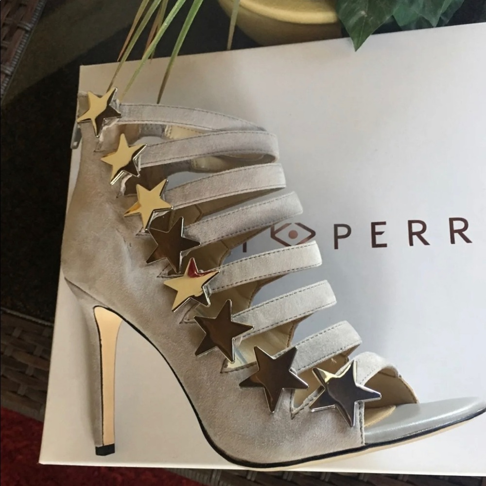 Katy Perry Stars Stilettos - Picture 2 of 4